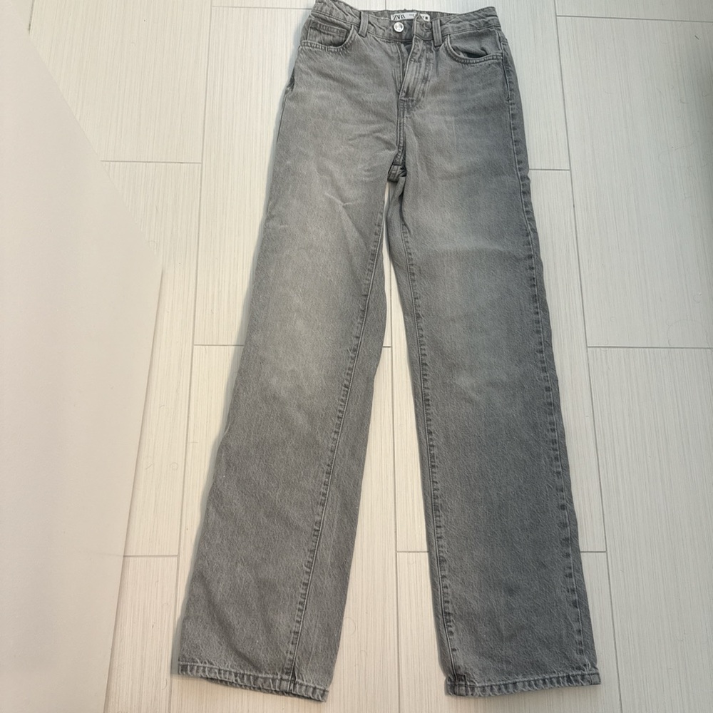 Zara Gray Straight Leg Jeans